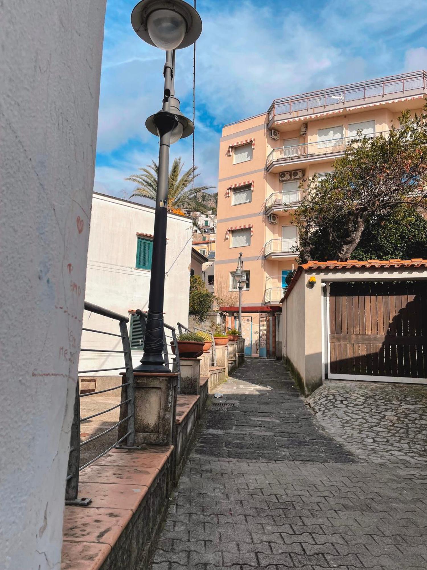 Putechella'S Apartments Майори Екстериор снимка